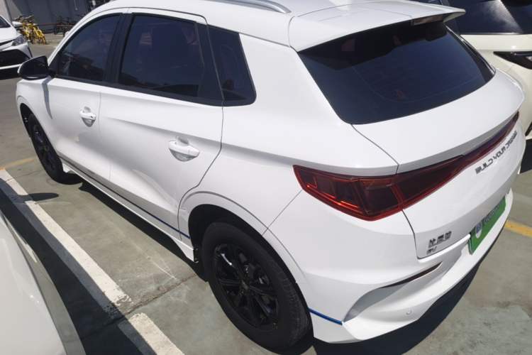 Used BYD e2 2021 Luxury Model Exterior 2