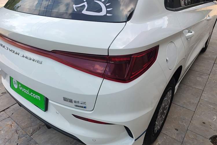 Used BYD e2 2021 Comfort Model Exterior 3