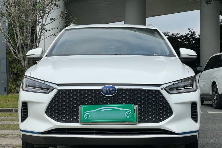 Used BYD e2 2021 Luxury Model Exterior 5