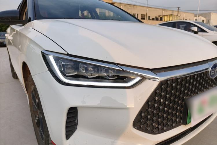 Used BYD e2 2021 Deluxe Model Exterior 6