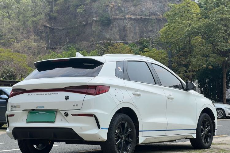 Used BYD e2 2021 Luxury Model Exterior 6