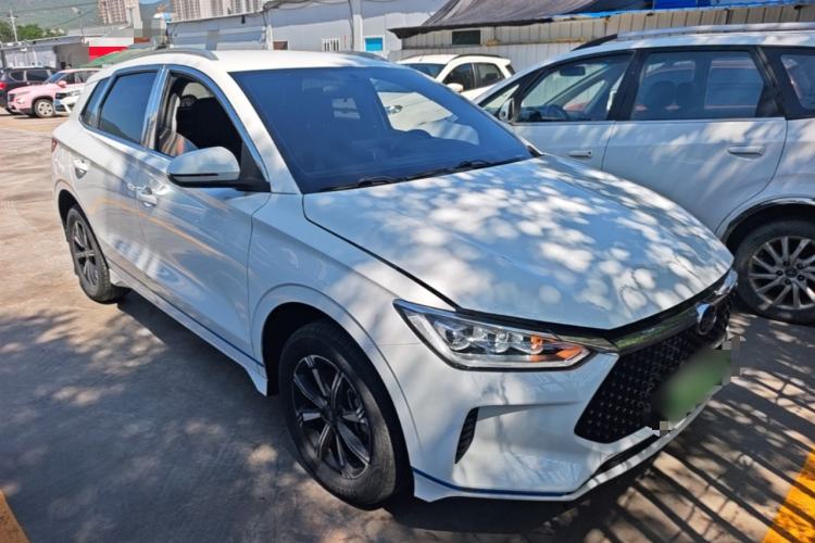 Used BYD e2 2021 Luxury Model Front Right 45 Deg