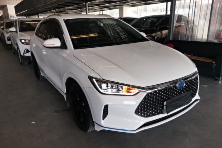 Used BYD e2 2021 Luxury Model Front Right 45 Deg