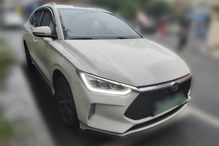 Used BYD e2 2021 Luxury Model Front Right 45 Deg