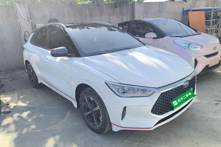 Used BYD e2 2021 Deluxe Model Front Right 45 Deg
