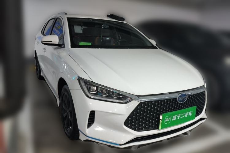 Used BYD e2 2021 Luxury Model Front Right 45 Deg