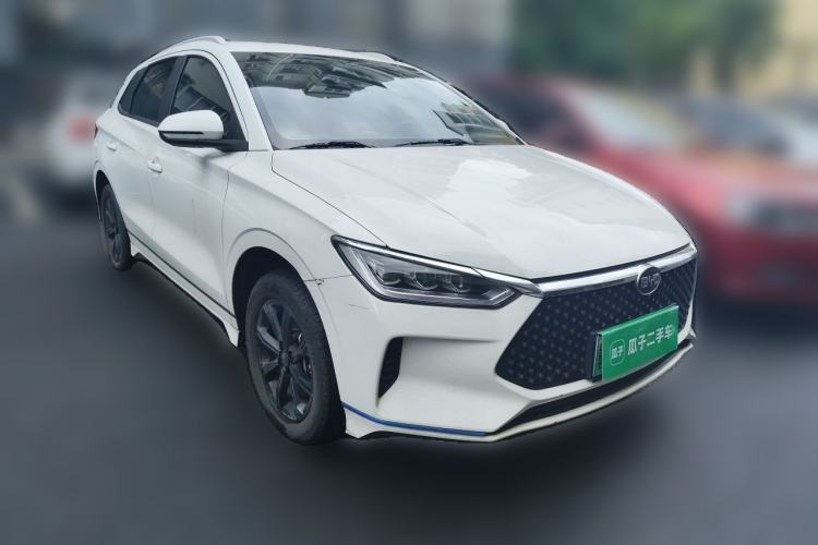Used BYD e2 2021 Luxury Model Front Right 45 Deg