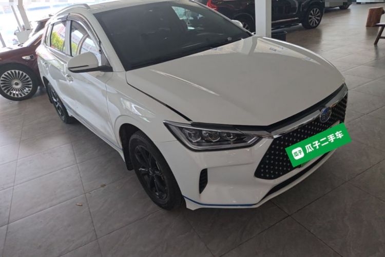 Used BYD e2 2021 Luxury Model Front Right 45 Deg