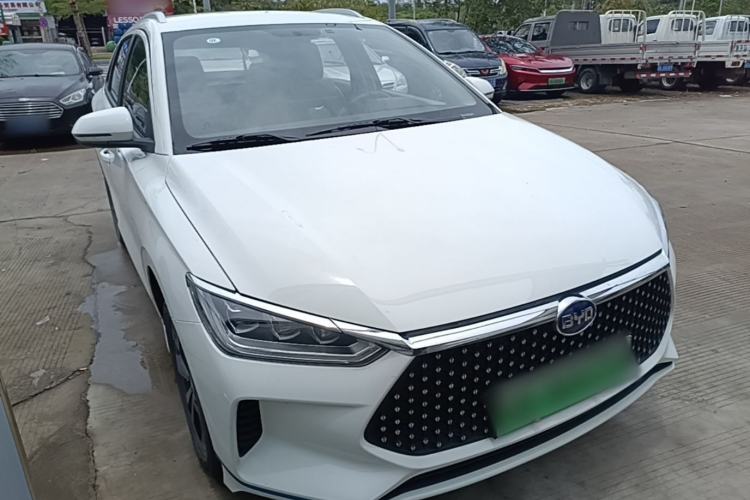 Used BYD e2 2021 Luxury Model Front Right 45 Deg