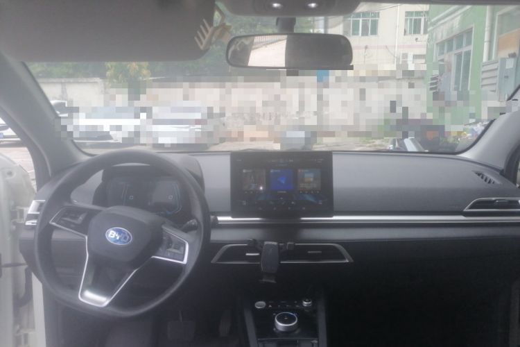 Used BYD e2 2021 Comfort Model Interior 2