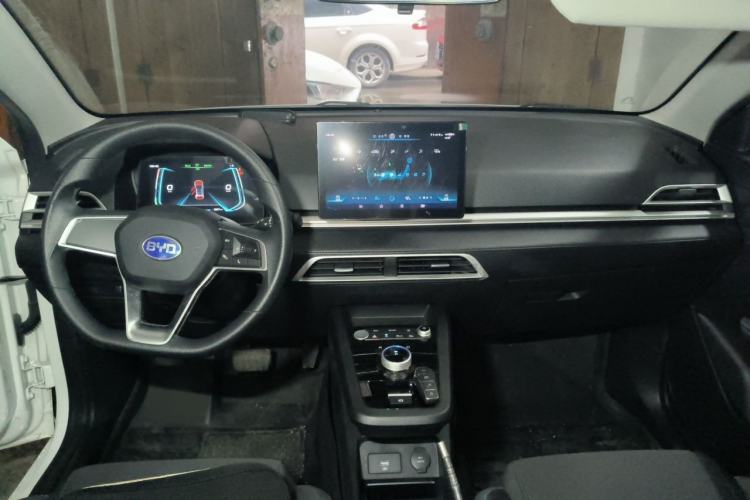 Used BYD e2 2021 Standard Model Interior 2