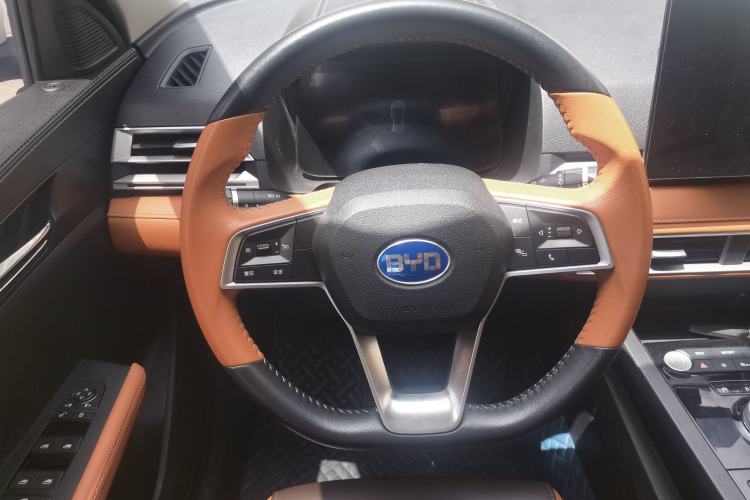 Used BYD e2 2021 Luxury Model Interior 3