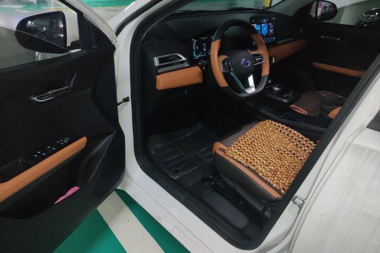 Used BYD e2 2021 Luxury Model Interior 3