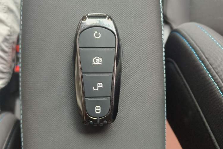 Used BYD e2 2021 Standard Model Interior 4