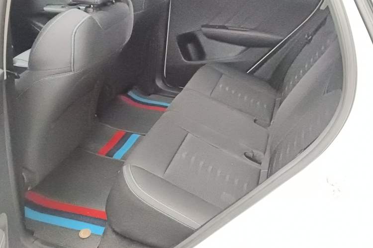 Used BYD e2 2021 Comfort Model Interior 4