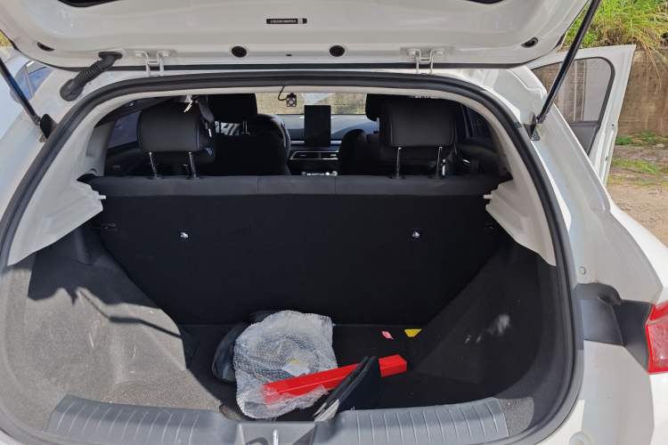 Used BYD e2 2021 Standard Model Interior 5