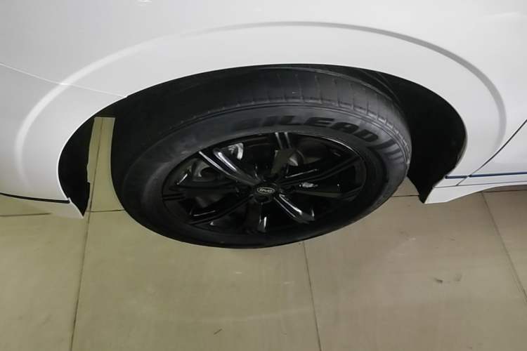 Used BYD e2 2021 Luxury Model Left Front Wheel Hub
