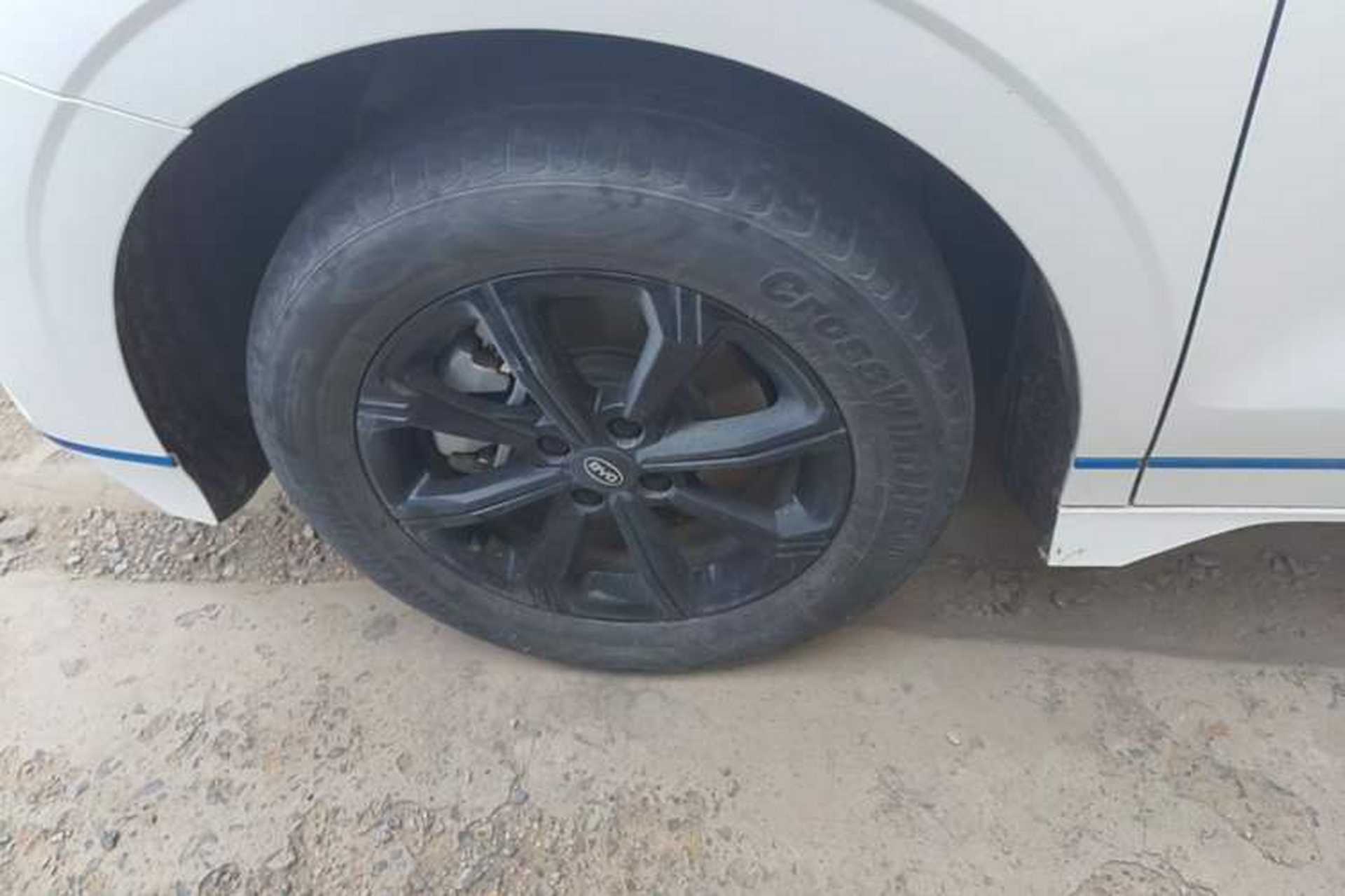 Used BYD e2 2021 Luxury Model Left Front Wheel Hub