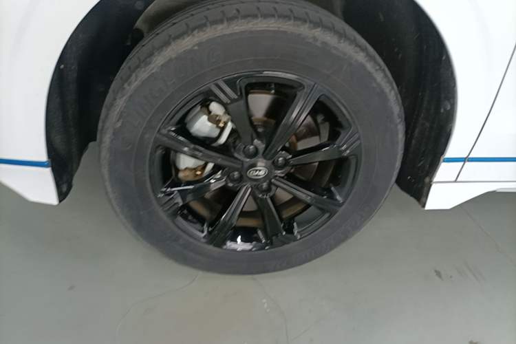 Used BYD e2 2021 Luxury Model Left Front Wheel Hub