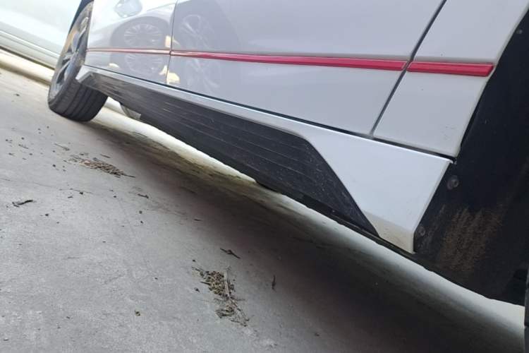 Used BYD e2 2021 Deluxe Model Left Side Sill