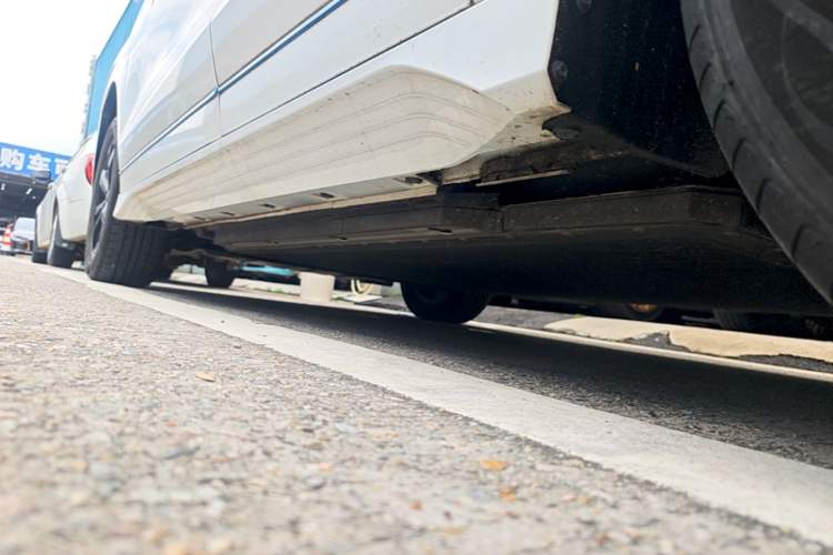 Used BYD e2 2021 Luxury Model Left Side Sill
