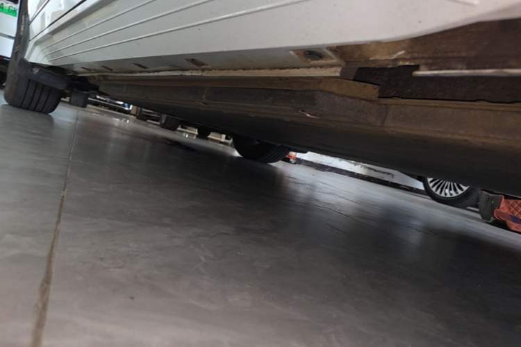 Used BYD e2 2021 Luxury Model Left Side Sill