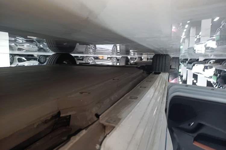 Used BYD e2 2021 Luxury Model Left Side Sill