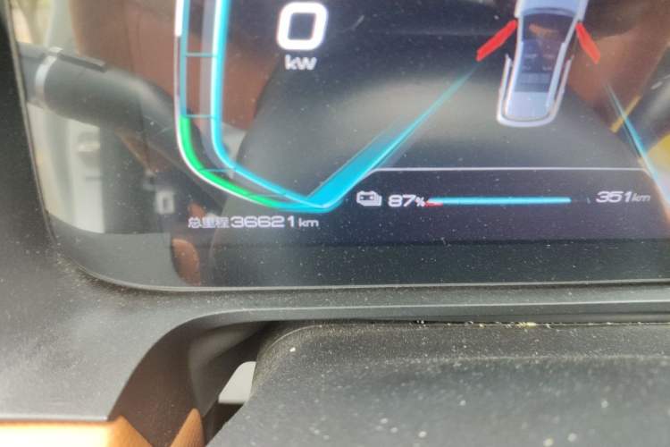 Used BYD e2 2021 Luxury Model Odometer Close Up