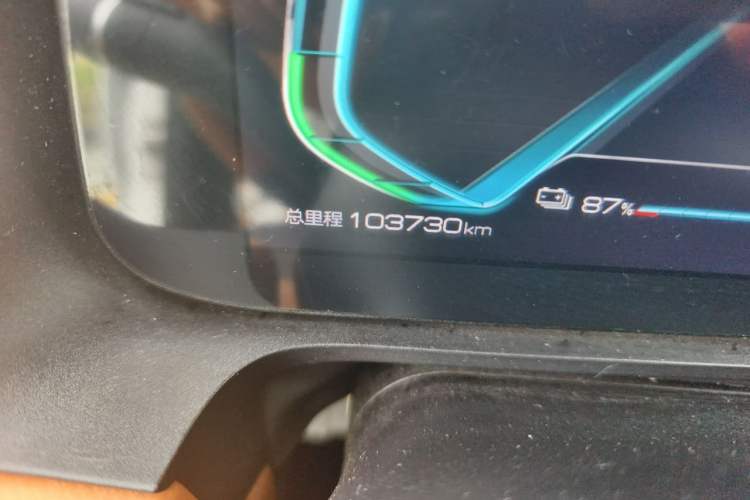 Used BYD e2 2021 Luxury Model Odometer Close Up