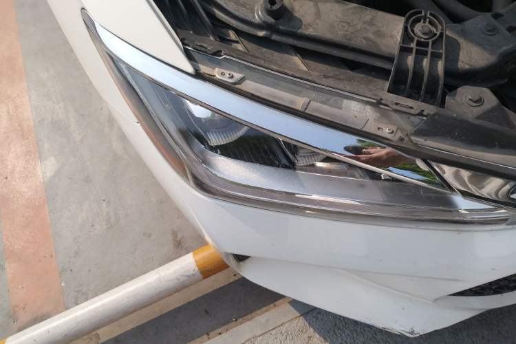 Used BYD e2 2021 Luxury Model Right Front Headlight