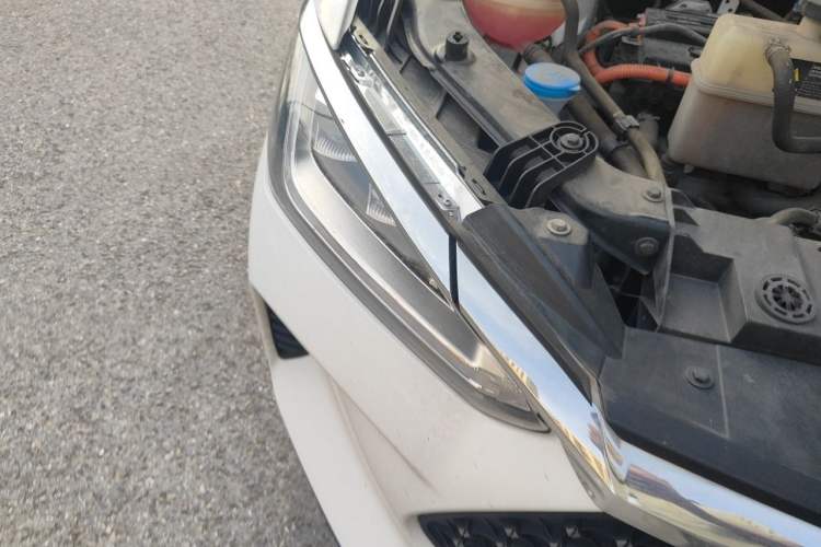 Used BYD e2 2021 Luxury Model Right Front Headlight