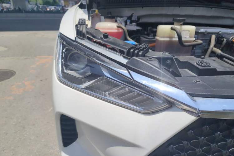 Used BYD e2 2021 Luxury Model Right Front Headlight