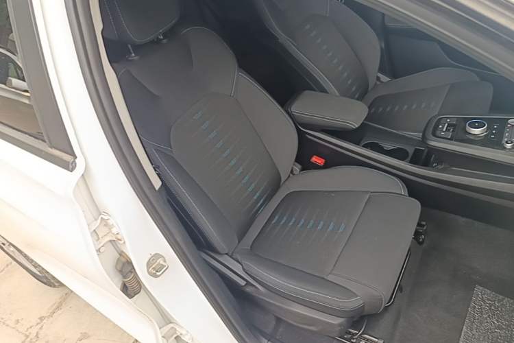 Used BYD e2 2021 Comfort Model Right Front Seat