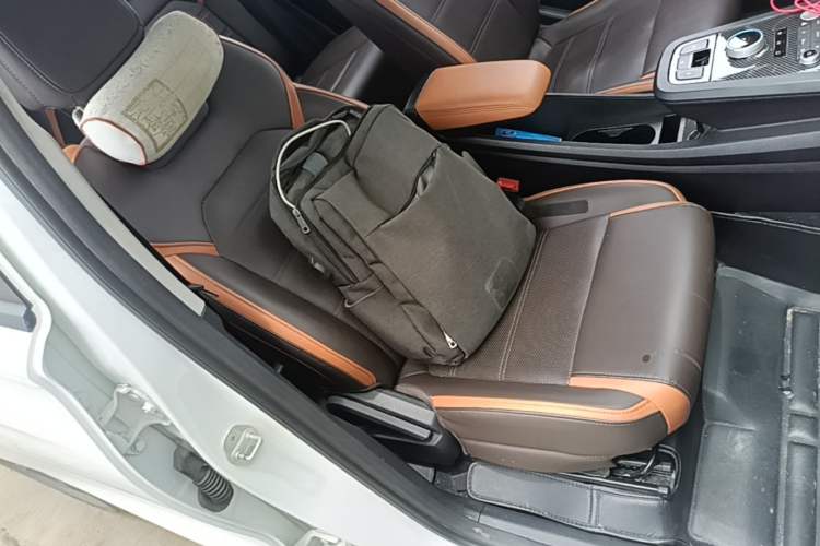 Used BYD e2 2021 Luxury Model Right Front Seat