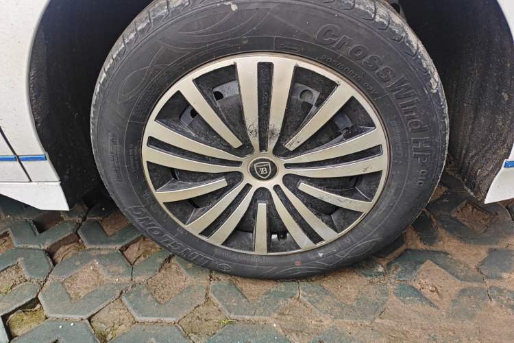 Used BYD e2 2021 Comfort Model Right Front Wheel Hub