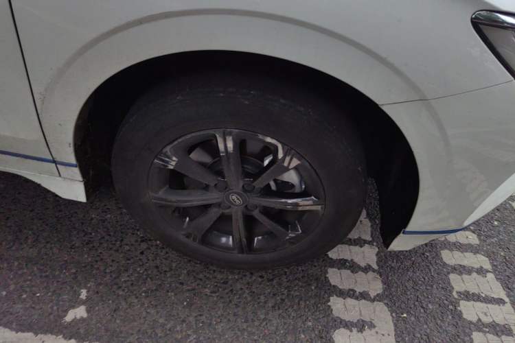 Used BYD e2 2021 Luxury Model Right Front Wheel Hub