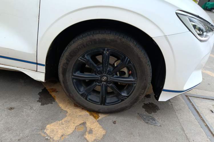 Used BYD e2 2021 Luxury Model Right Front Wheel Hub