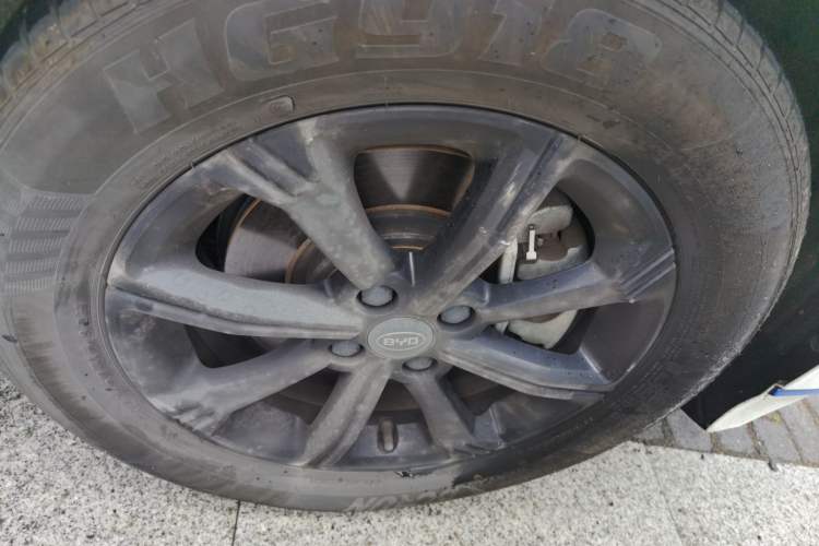 Used BYD e2 2021 Luxury Model Right Front Wheel Hub