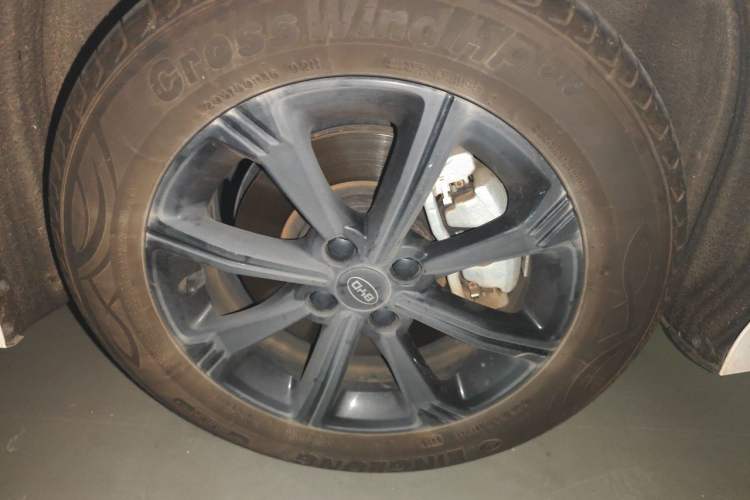 Used BYD e2 2021 Luxury Model Right Front Wheel Hub