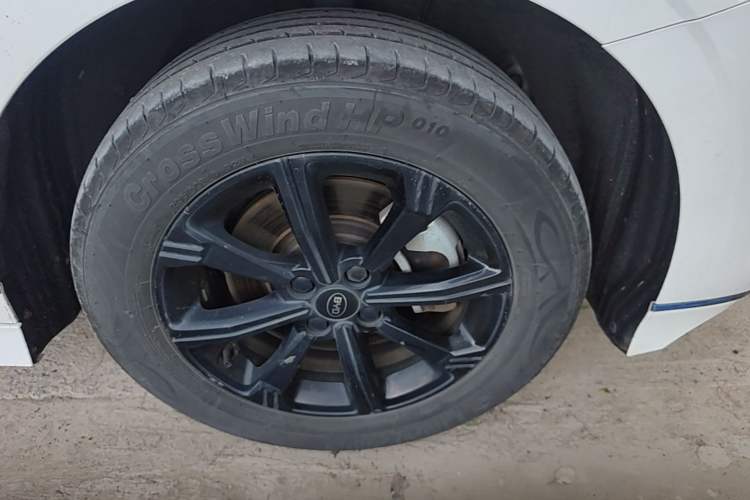 Used BYD e2 2021 Luxury Model Right Front Wheel Hub