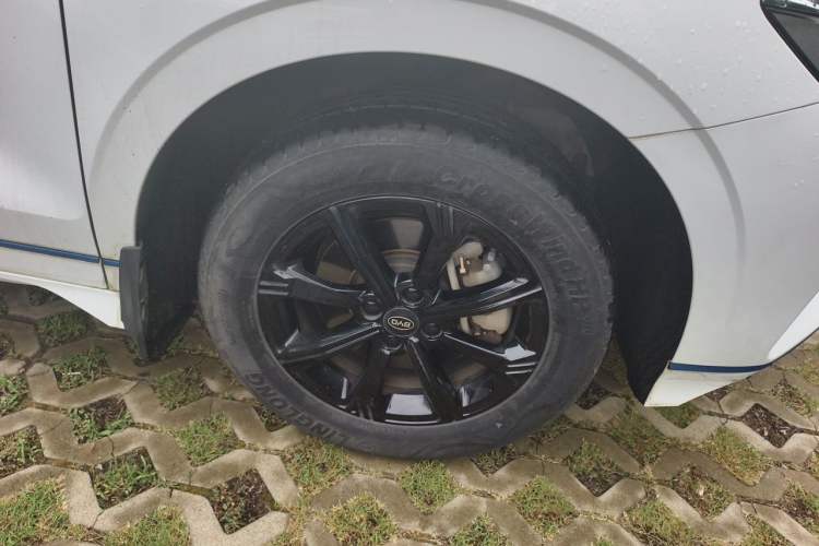 Used BYD e2 2021 Luxury Model Right Front Wheel Hub