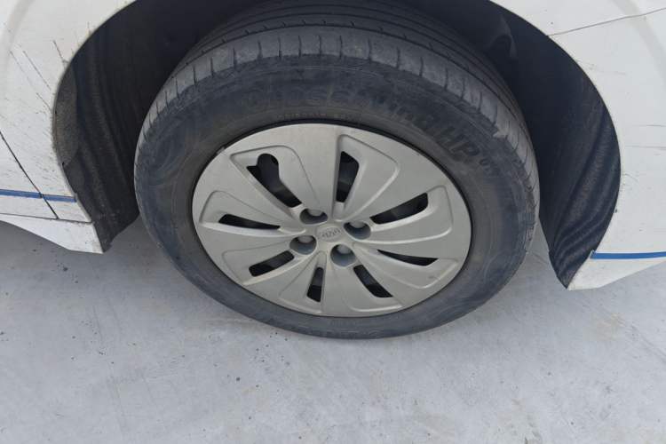 Used BYD e2 2021 Standard Model Right Front Wheel Hub