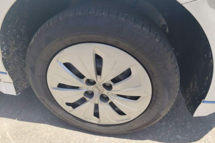 Used BYD e2 2021 Luxury Model Right Front Wheel Hub