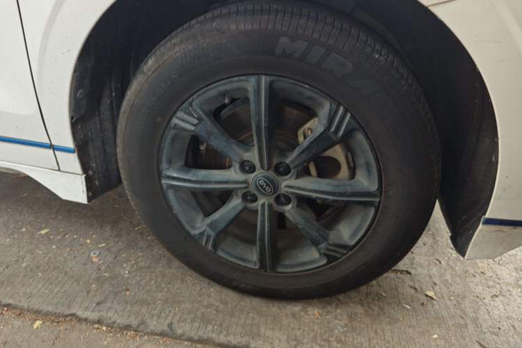 Used BYD e2 2021 Luxury Model Right Front Wheel Hub
