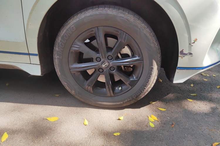 Used BYD e2 2021 Luxury Model Right Front Wheel Hub