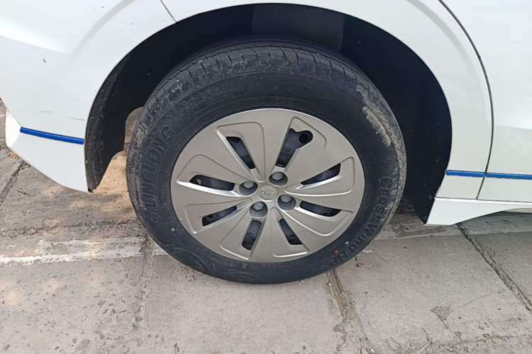 Used BYD e2 2021 Comfort Model Right Rear Wheel Hub