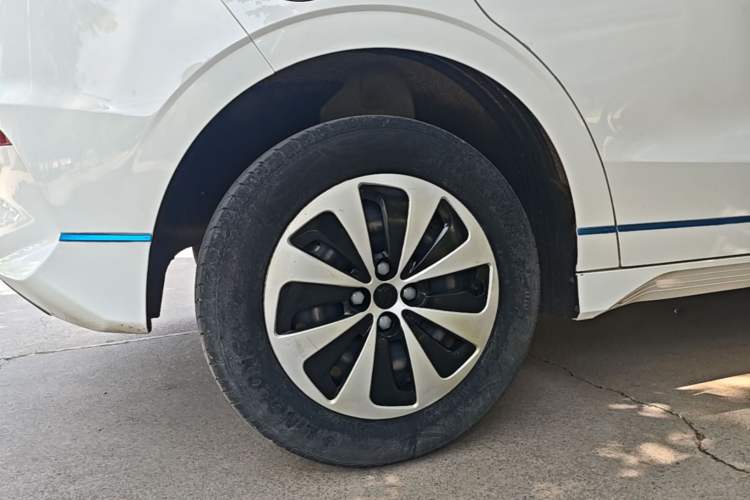 Used BYD e2 2021 Comfort Model Right Rear Wheel Hub