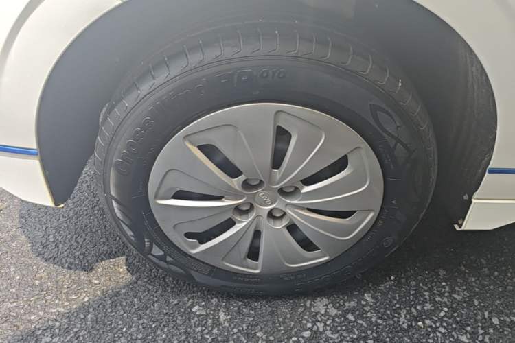 Used BYD e2 2021 Comfort Model Right Rear Wheel Hub