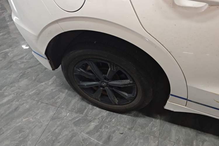 Used BYD e2 2021 Luxury Model Right Rear Wheel Hub