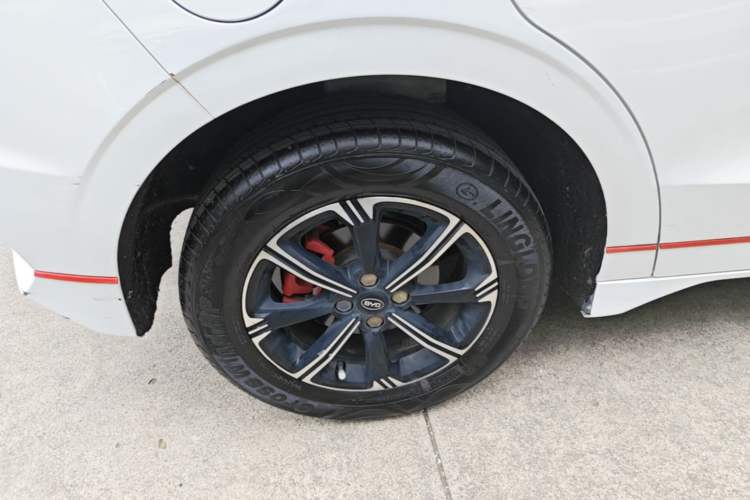 Used BYD e2 2021 Deluxe Model Right Rear Wheel Hub